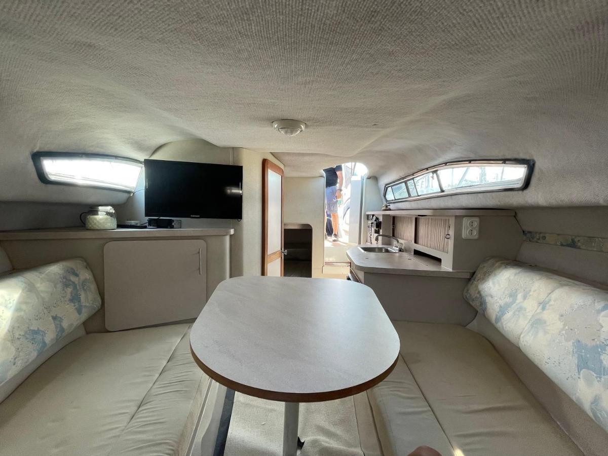 Yate Eos Otel Badalona Dış mekan fotoğraf